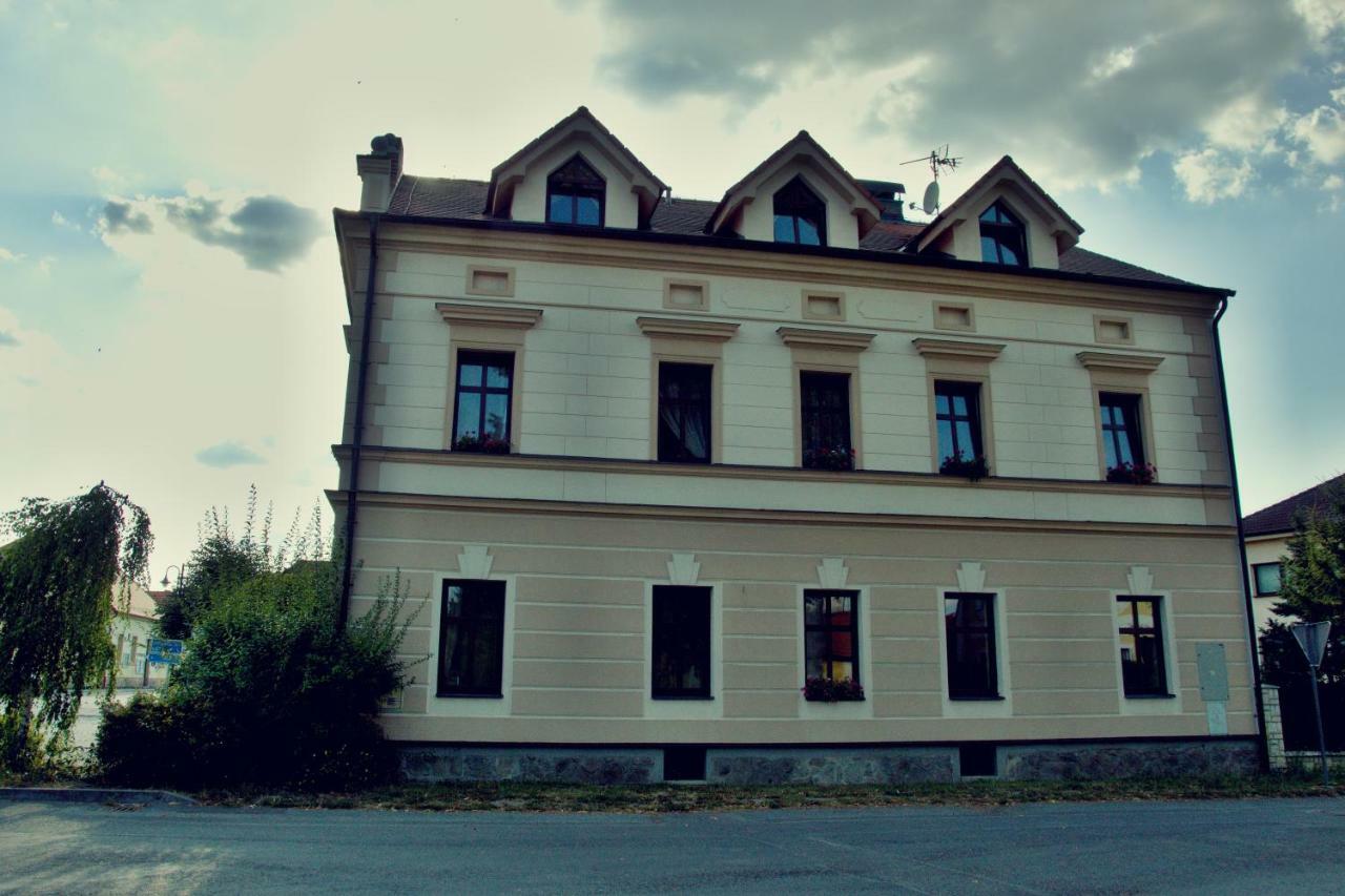 Penzion Haydnuv Dum Dolní Lukavice Extérieur photo